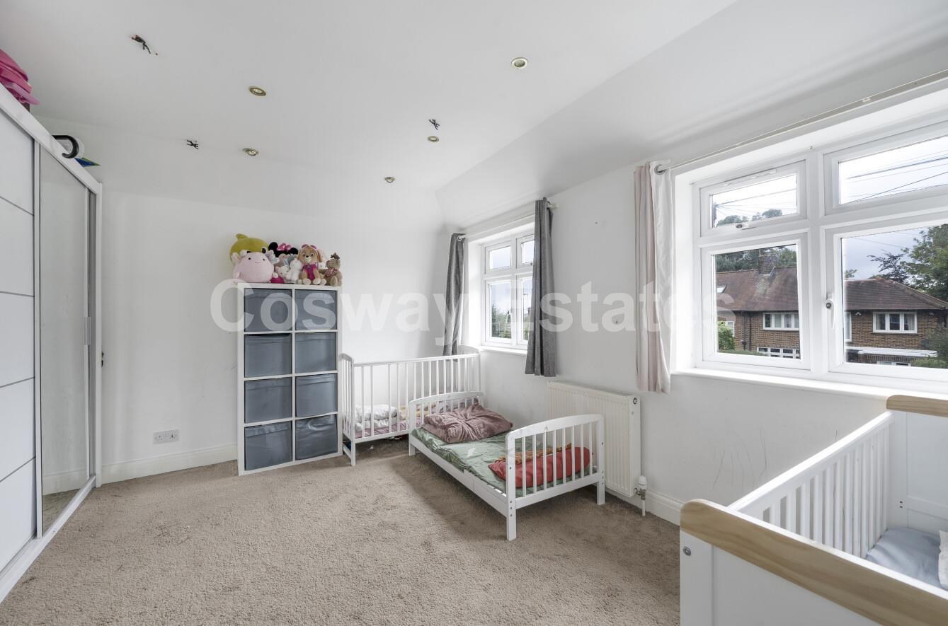 Worcester Crescent, Mill Hill, NW7, Mill Hill